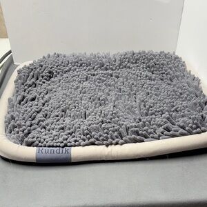 Gray Dog Feeding Mat